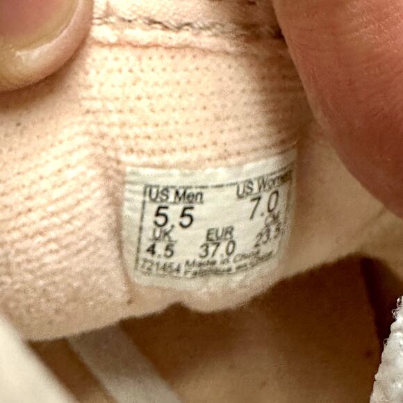 NWOT RARE VANS x CoppaFeel! Breast Cancer Awareness Sk8-Hi Sneaker Suede W 7 - Picture 10 of 11